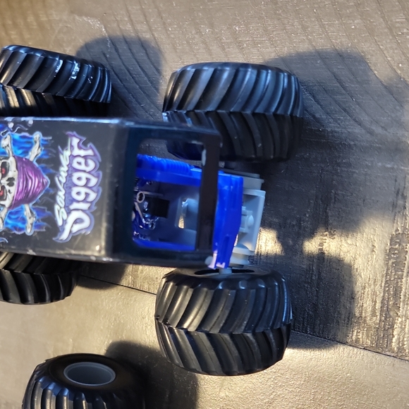 2 Master jam trucks - Picture 11 of 11